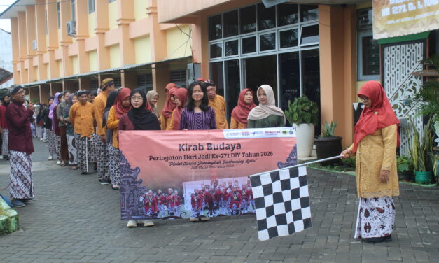 Kirab Budaya Hari Jadi ke-27 DIY